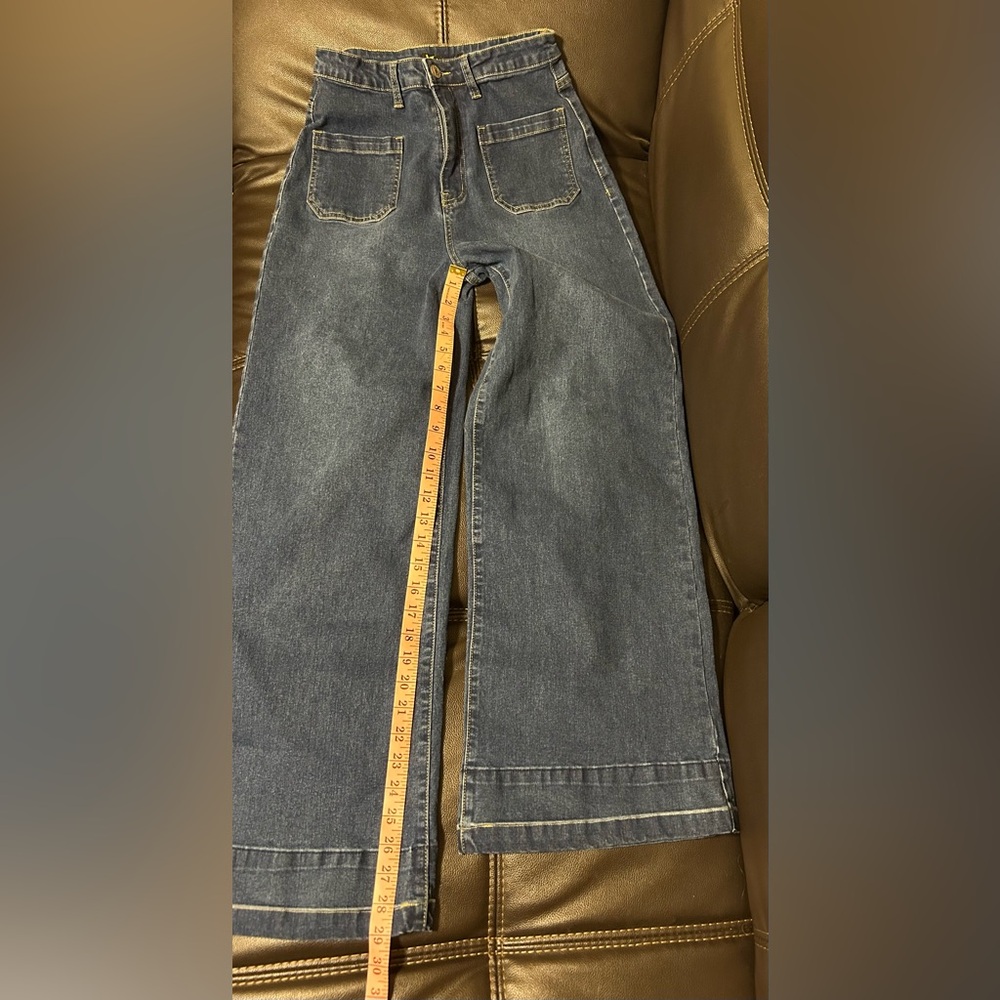 Vibes Collection Women's Blue Medium Wash High Rise Wide-Leg Stretch Jeans. - Picture 11 of 12